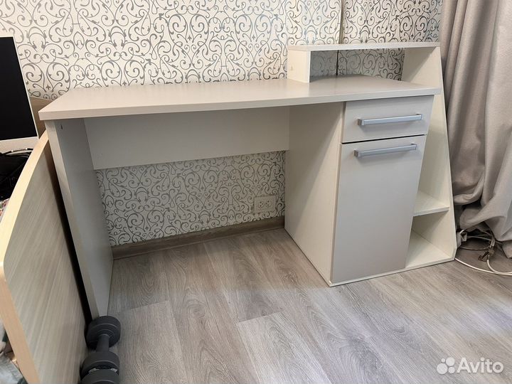 Компьютерный рабочий стол