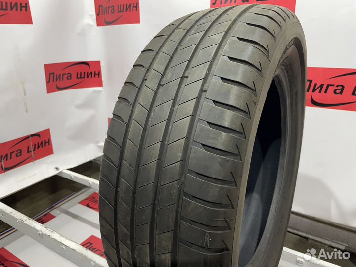 Bridgestone Turanza T005 215/60 R16