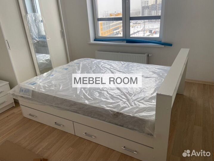 Спальный гарнитур новый