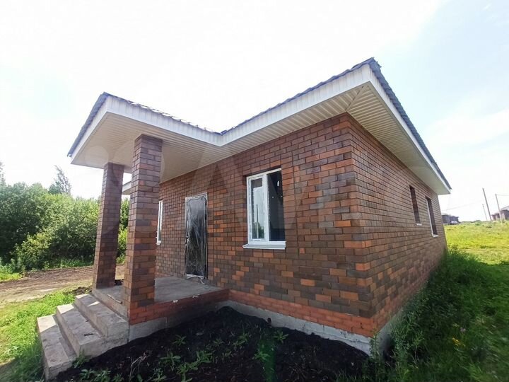 Коттедж 90 м² на участке 6 сот.