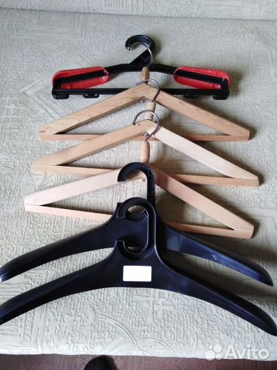 Вешалки плечики