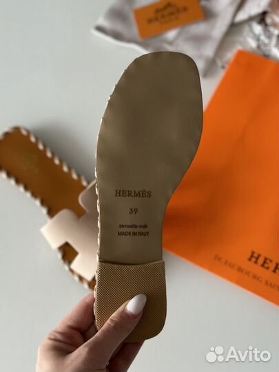 Шлепанцы hermes