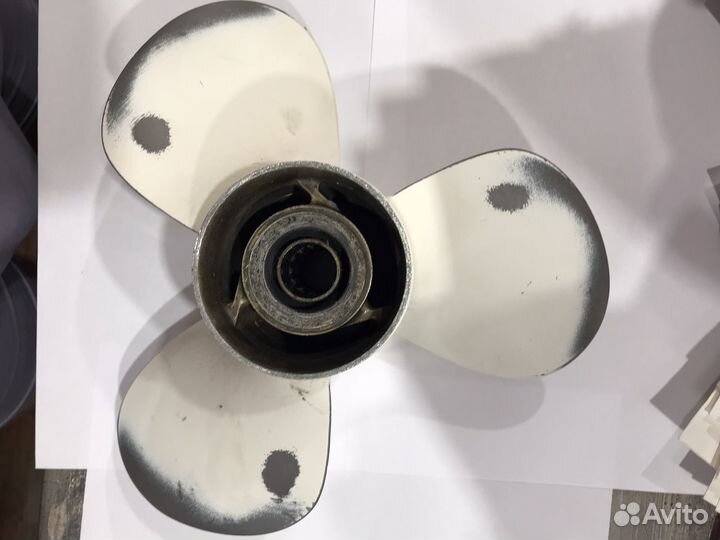 Винт для лодочного мотора