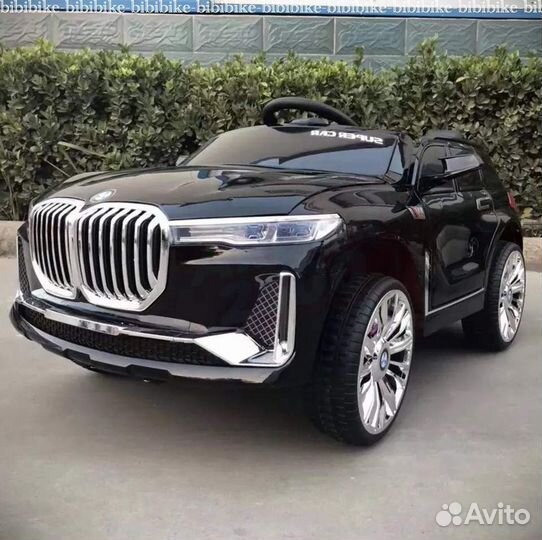 Полноприводный электромобиль машинка