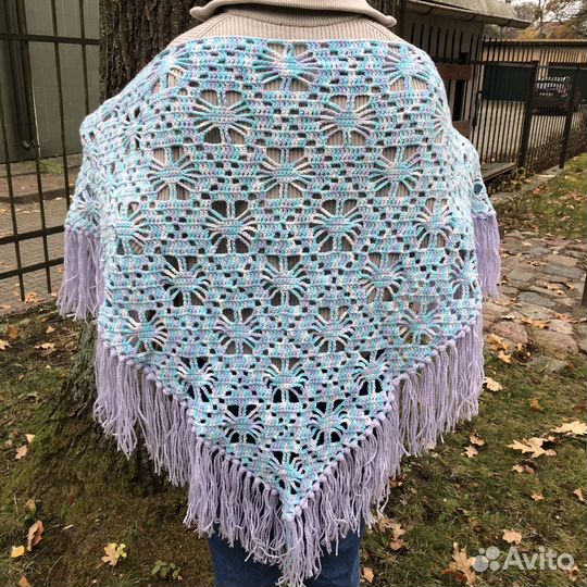 Платок вязанный