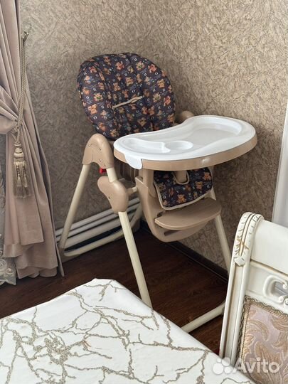 Кормильный столик