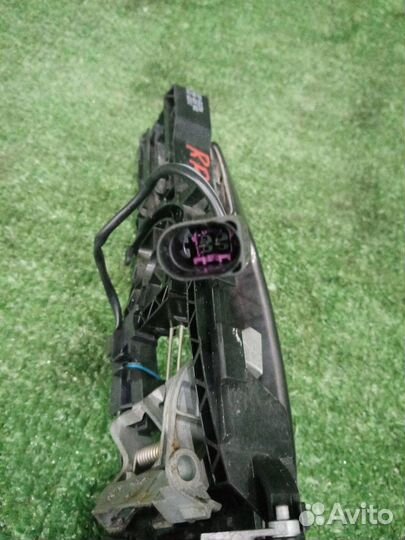 Ручка двери внешняя задняя правая Volkswagen