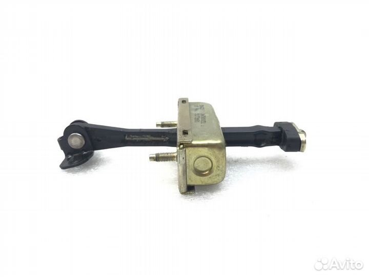 Ограничитель двери передний правый Land Rover