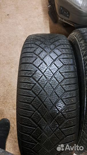 Continental VikingContact 7 SSR 215/70 R16 100T