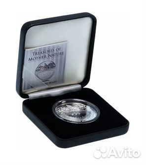 Монета Топаз Россия Волк Сокровища Фиджи 2012 год