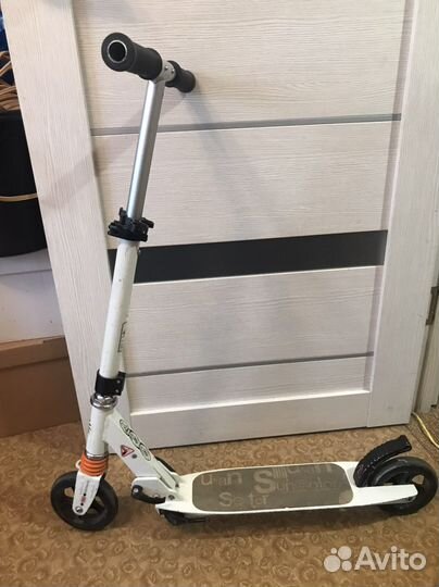 Самокат с Амартихатором раскладной