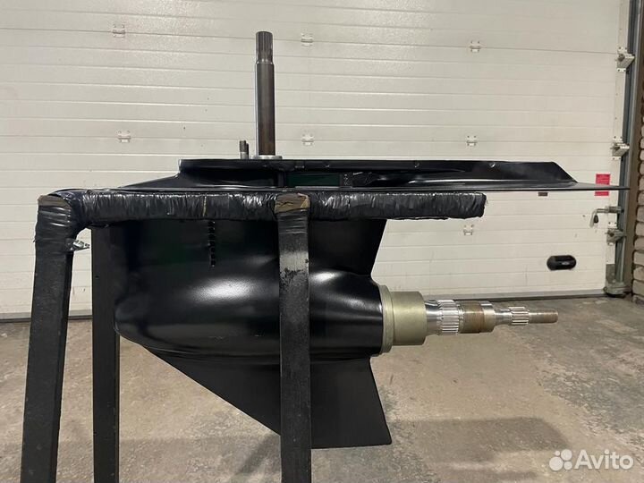 Колонка, редуктор MerCruiser bravo 3