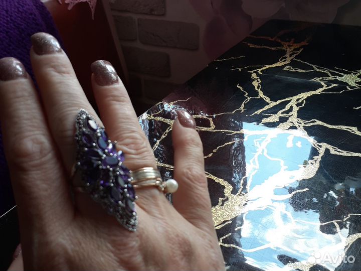 Серебряное кольцо