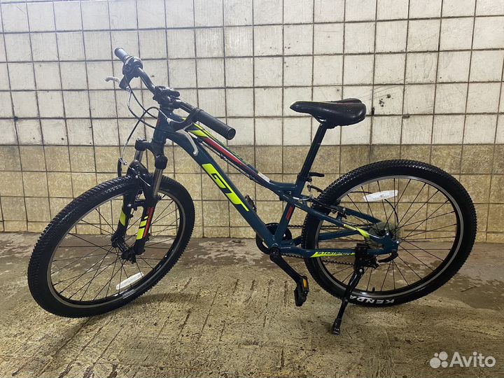 Велосипед GT stomper prime 24