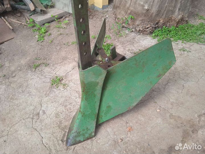 Плуг для мотоблока