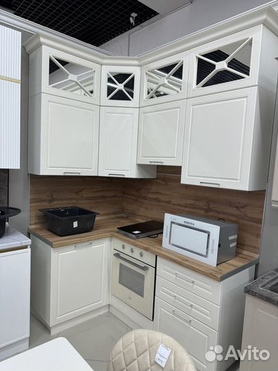 Комплект мебели для кухни