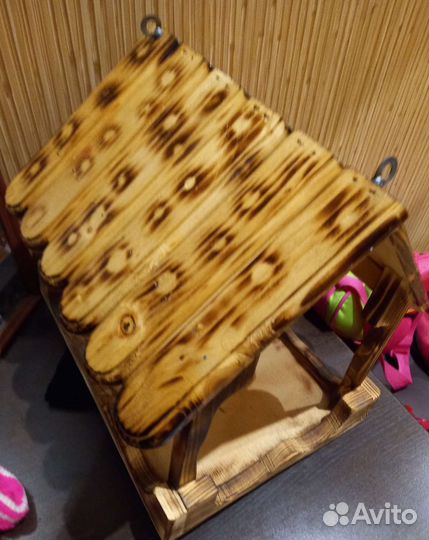 Кормушка или домик для мелких животных