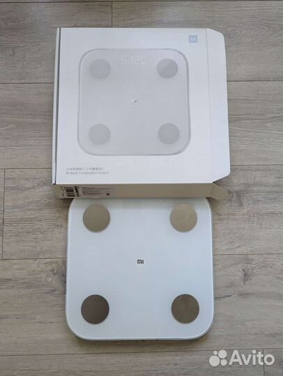 Умные весы Xiaomi Mi Body Composition Scale 2