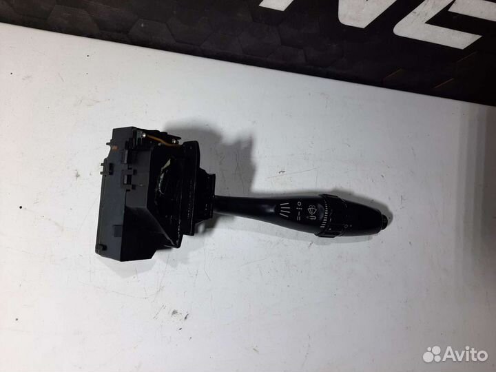 Переключатель дворников Mitsubishi Carisma