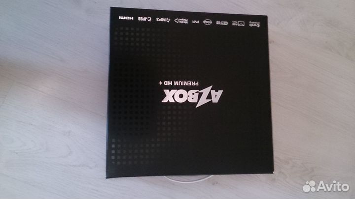 Спутниковый ресивер Azbox Premium HD+