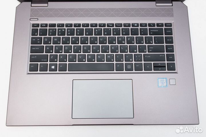HP ZBook Studio G5 i7-8850H 512Gb 16Gb