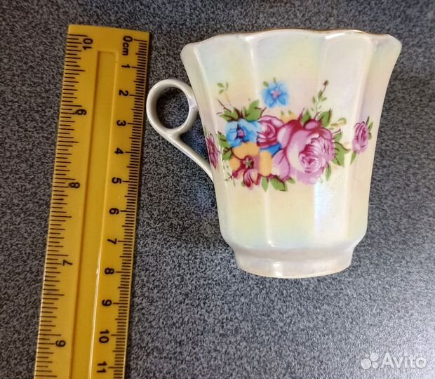 Чашки с блюдцем