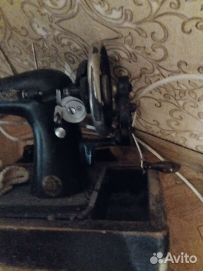 Швейная машина зингер Singer