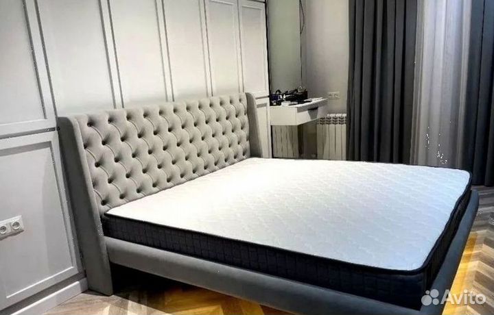 Кровать парящая мягкая