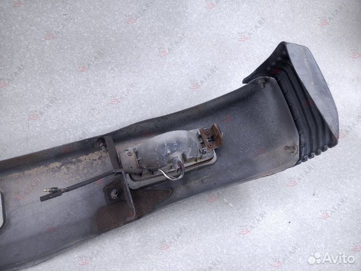 Бампер передний Nissan Atlas AMF22 TD27 1988