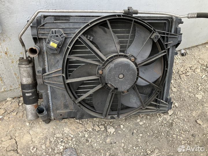 Кассета радиаторов рено логан 1 сандеро