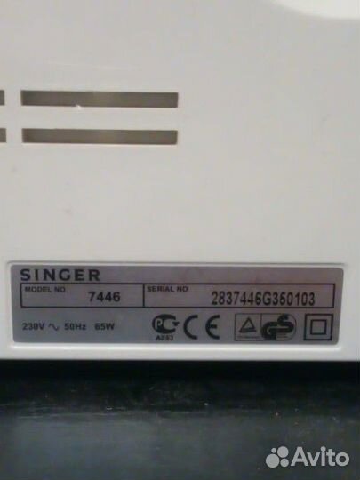 Швейная машина 