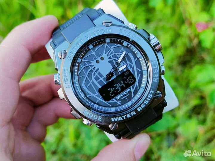 Водонепроницаемые спортивные часы