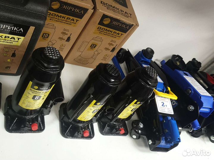 Домкрат бутылочный новый