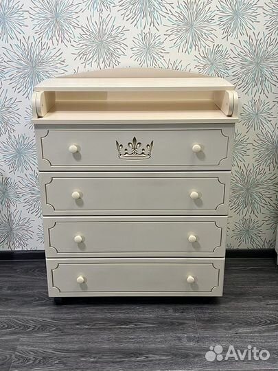 Комод с пеленальным столиком