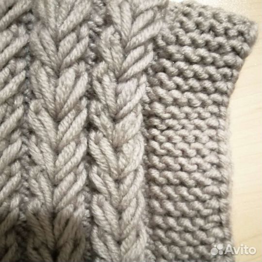 Шапка и снуд вязанные женские