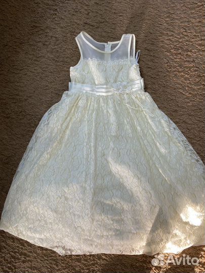 Платье праздничное на девочку 116