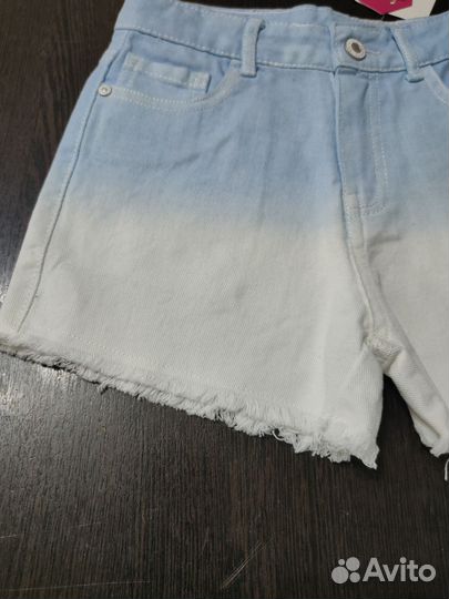 Новые джинсовые шорты для девочки (128 размер)
