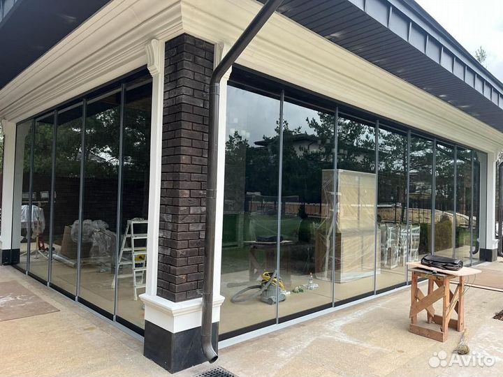 Безрамное остекление под ключ