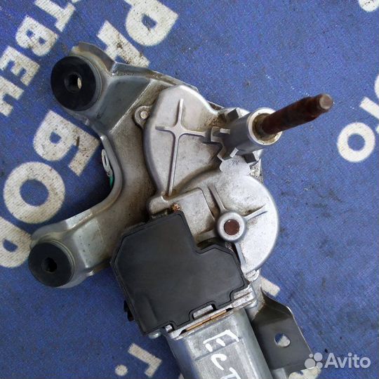 Моторчик заднего дворника. задний Toyota Estima