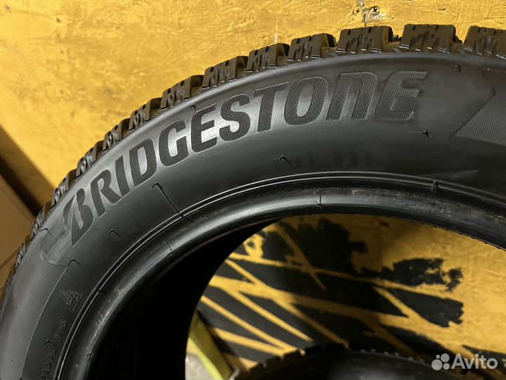 Bridgestone Ice Cruiser 7000S 205/55 R16