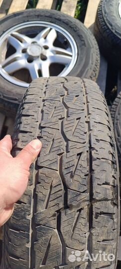 Bridgestone Dueler A/T 205/70 R15 96T