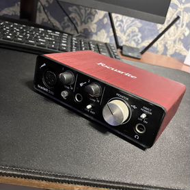 Внешняя звуковая карта focusrite Scarlett Solo