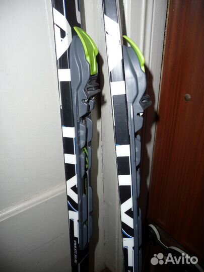 Лыжи беговые детские 150 см