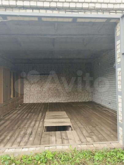 Гараж, > 30 м²