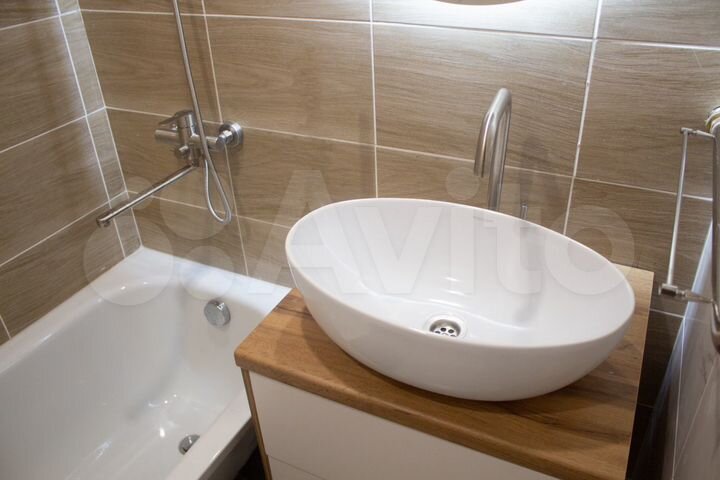 2-к. квартира, 50 м², 5/5 эт.