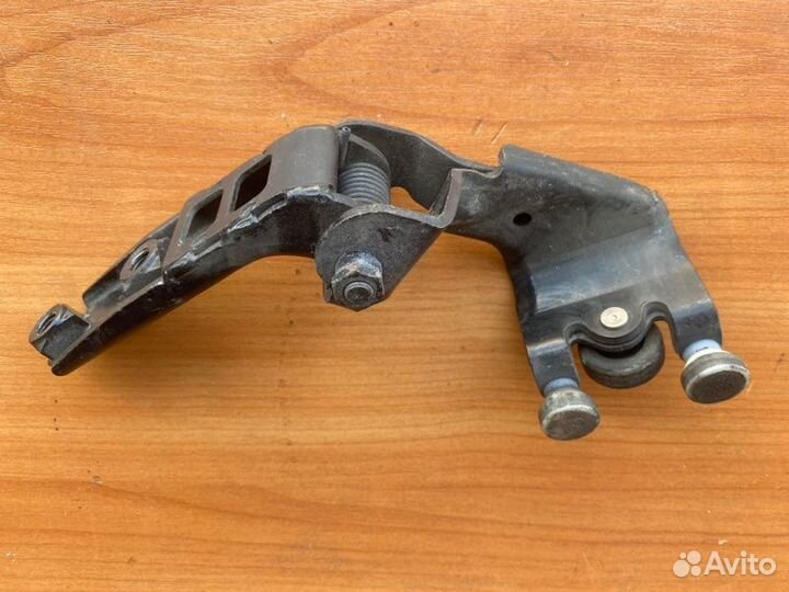 Ролик сдвижной двери Wv Transporter T5 cfca 2010