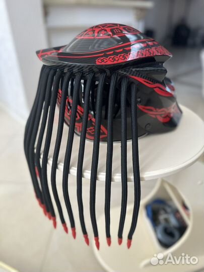 Мотошлем карбоновый хищник