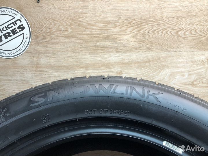 Triangle Snowlink PL02 275/50 R20