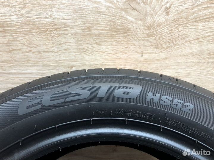 Kumho Ecsta HS52 195/50 R15 82H