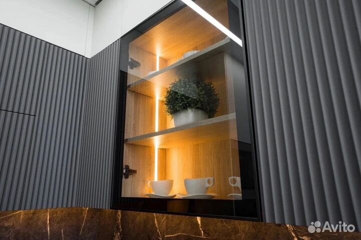 Кухня на заказ с техникой